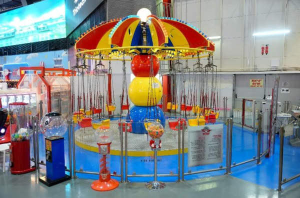 SWING CAROUSEL