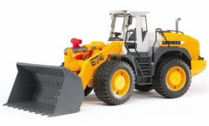 מעמיס מפרקי L574 Liebherr מבית Bruder